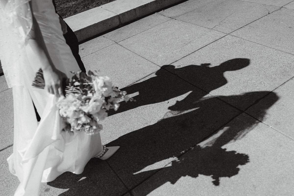 san-francisco-city-hall-candid-black-and-white-zhazha-photo