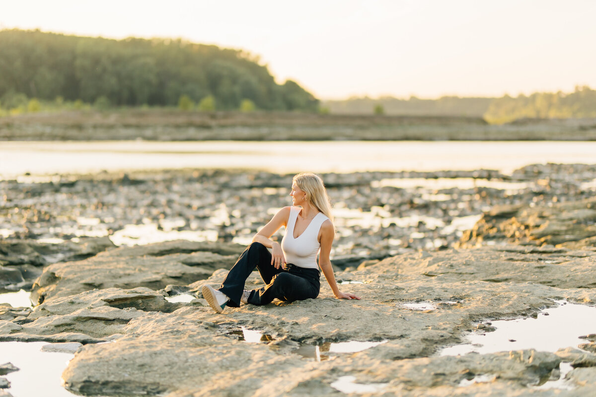 Anna, Senior Pics, 2023- Blog-035