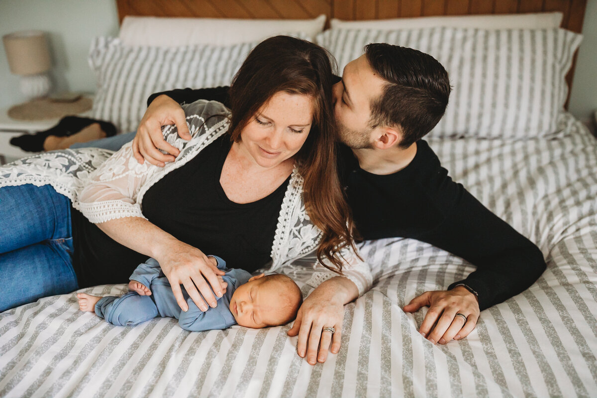 New_Hampshire_Lifestyle_Newborn_Photographer-9