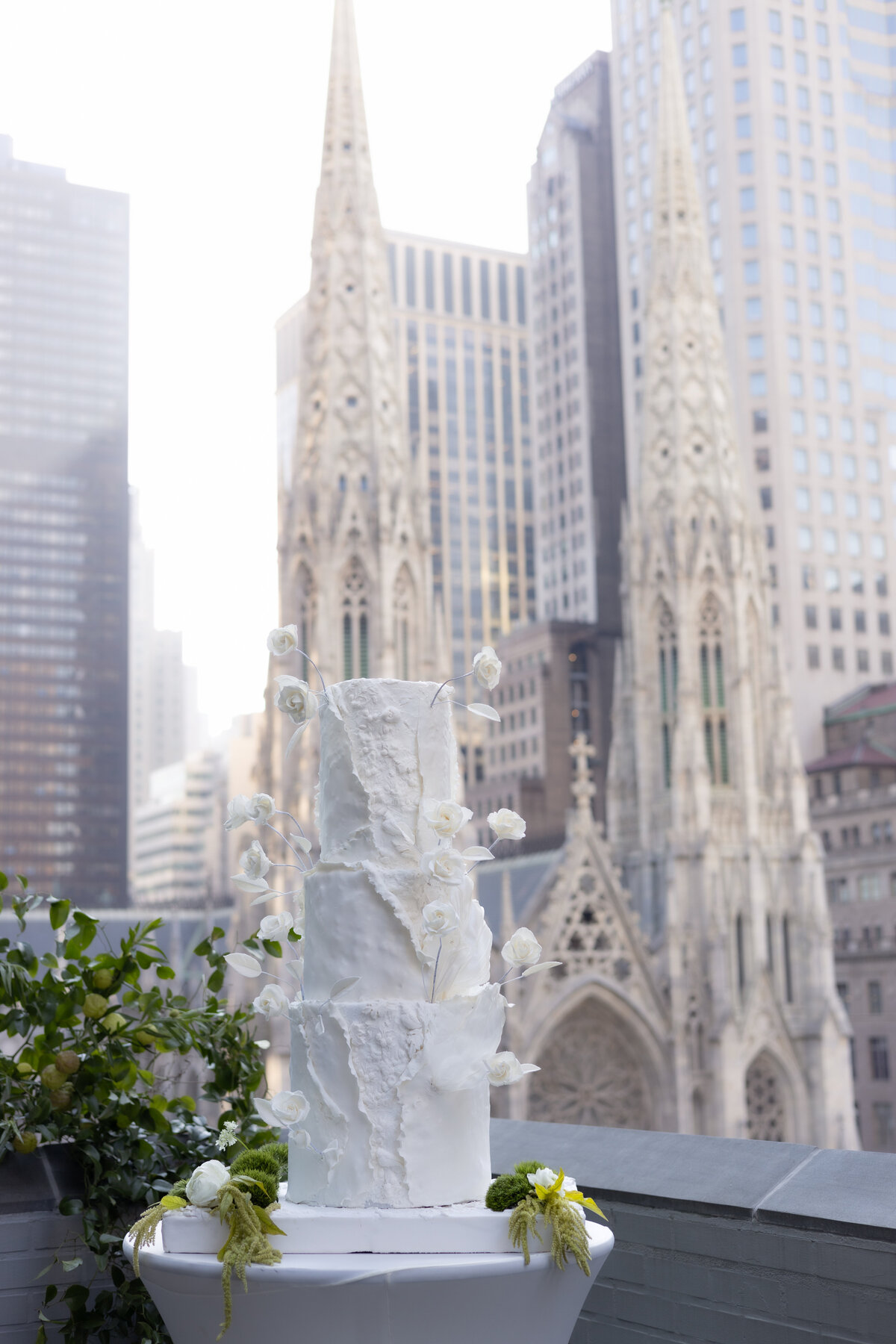 terrace-nyc-wedding-elegant-couple-141