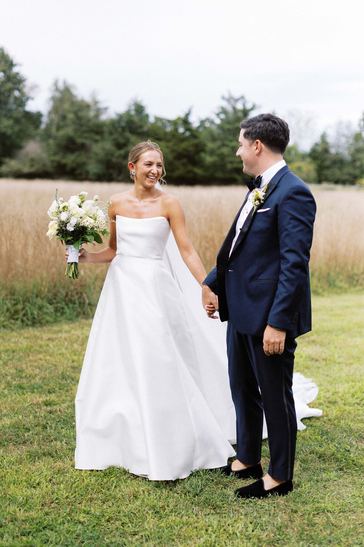 kontakosta-winery-long-island-wedding-photographer-275