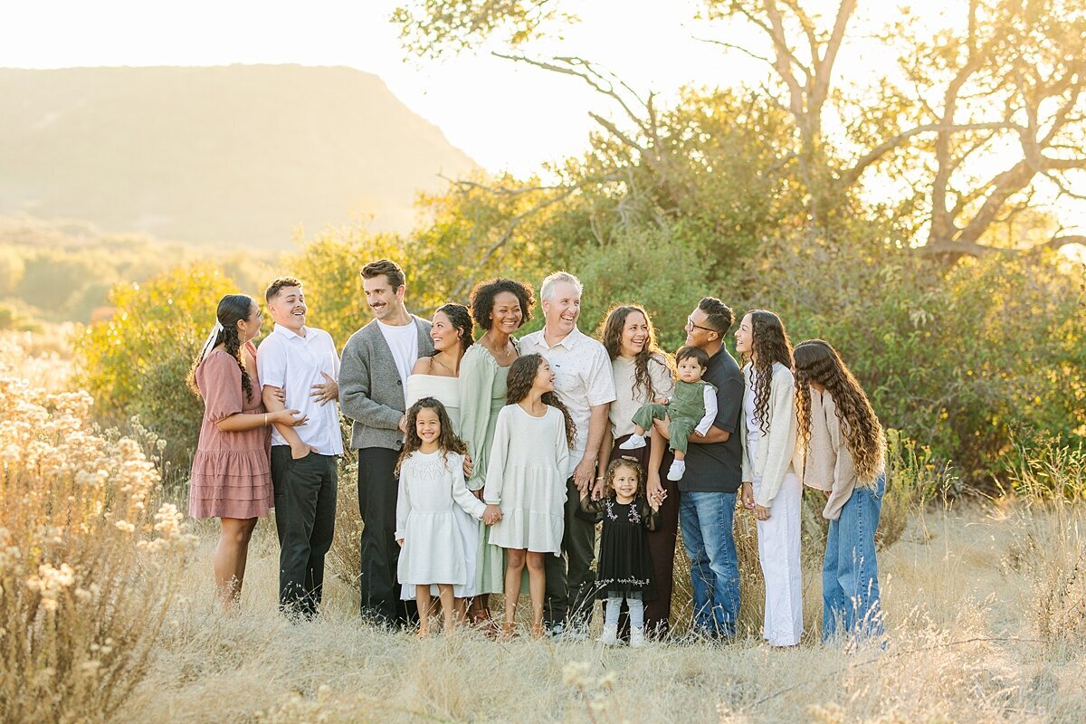LynchArvizuBurgessBarelaFamilyPhotos2024__SherrWeddings-0047