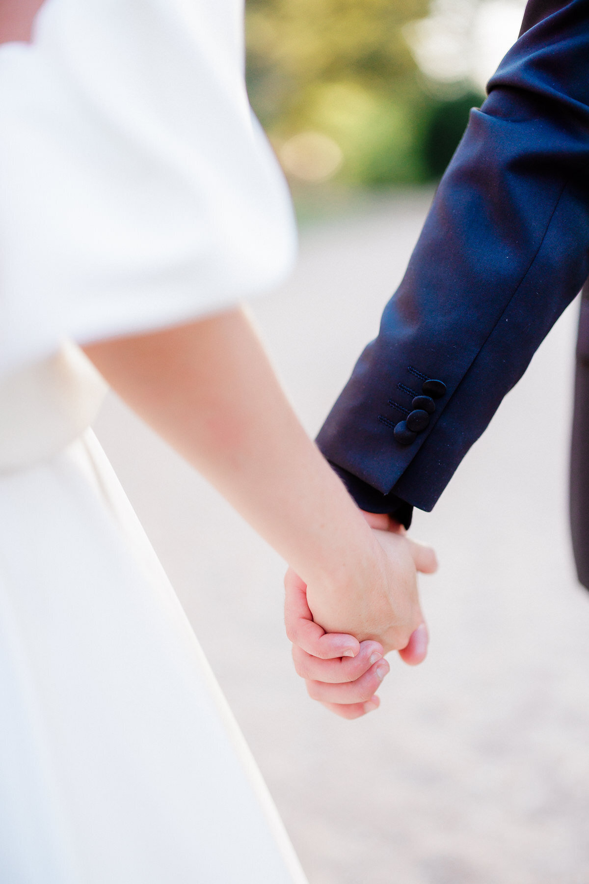 Modern_Chic_Chateau_Valouze_Destination_Wedding_Photographer-110