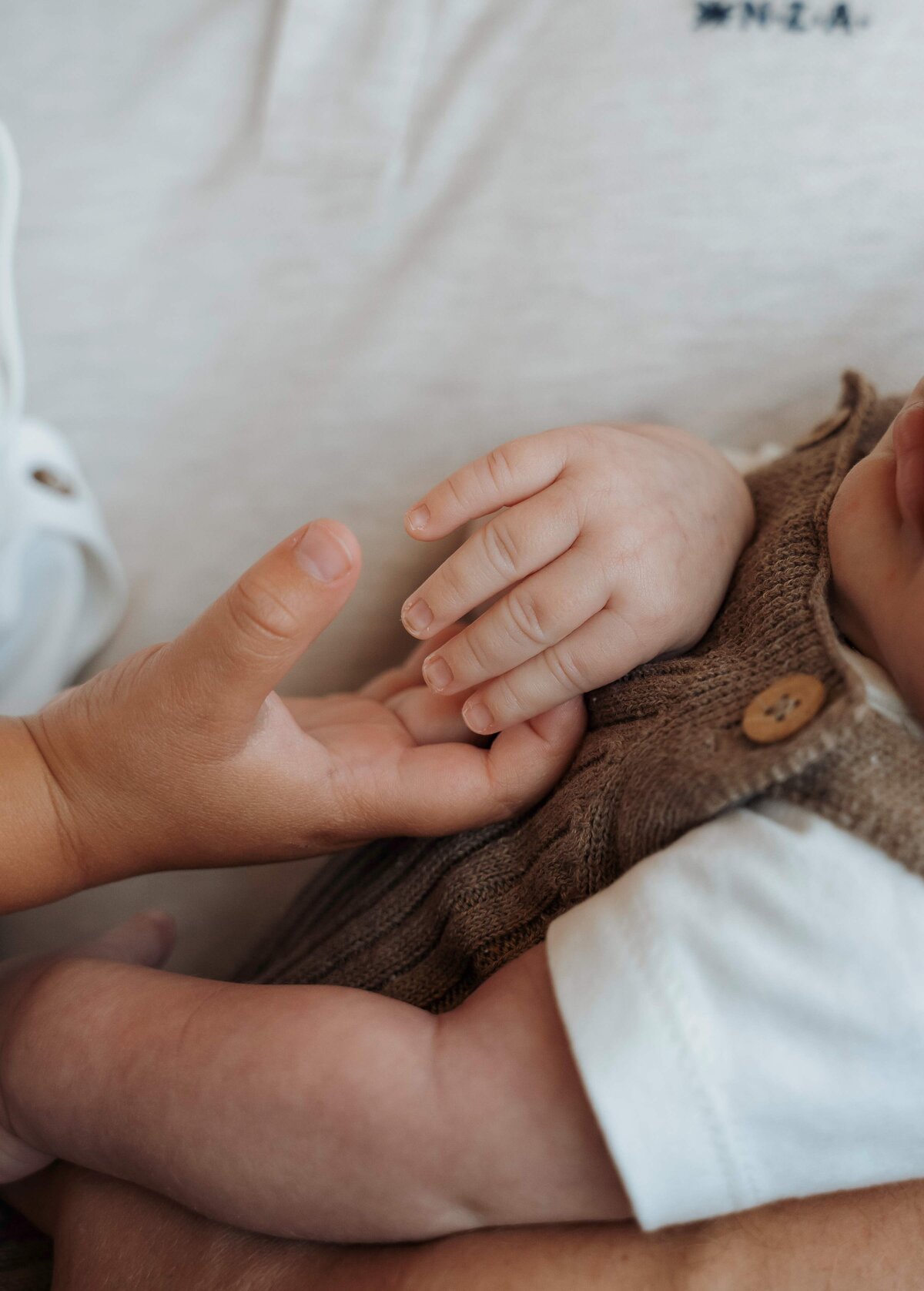 Newborn fotograaf limburg, Newborn fotograaf, Newborn fotograaf haelen, Newborn fotograaf roermond, Newborn fotograaf leudal, Newbornshoot haelen, Newborn shoot leudal, Newborn shoot roermond, Newborn fotografie in de buurt van haelen