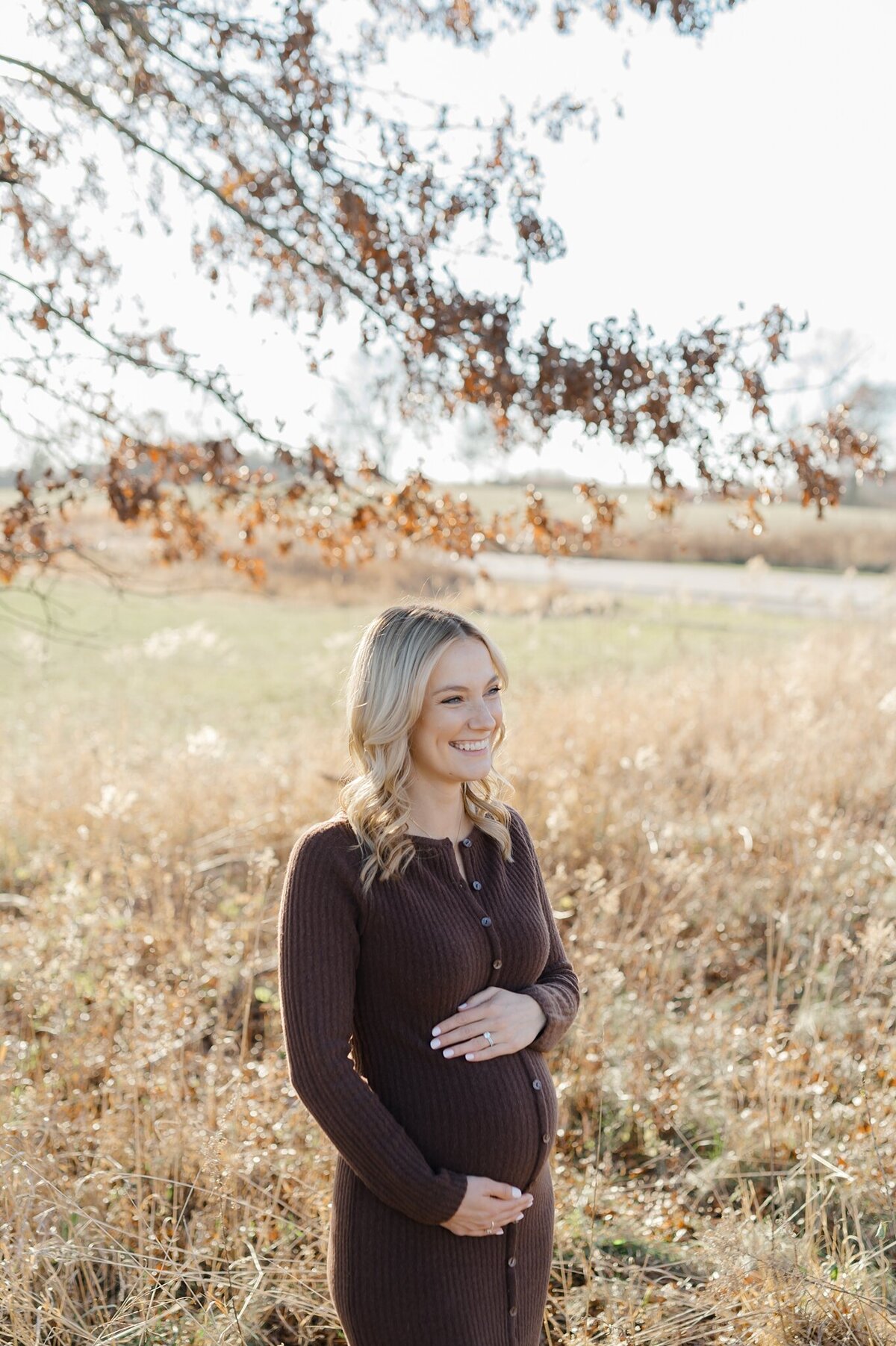 Pregnancy photo taken by Abby Park Photography during a Milwaukee maternity session