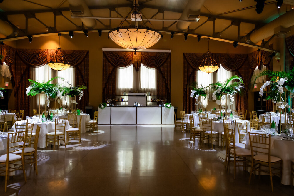 Wedding Photographer at Liuna Station