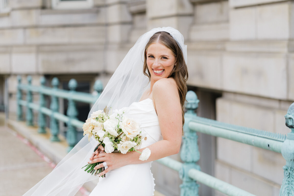 elopement-bouquet-pittsburgh-photo