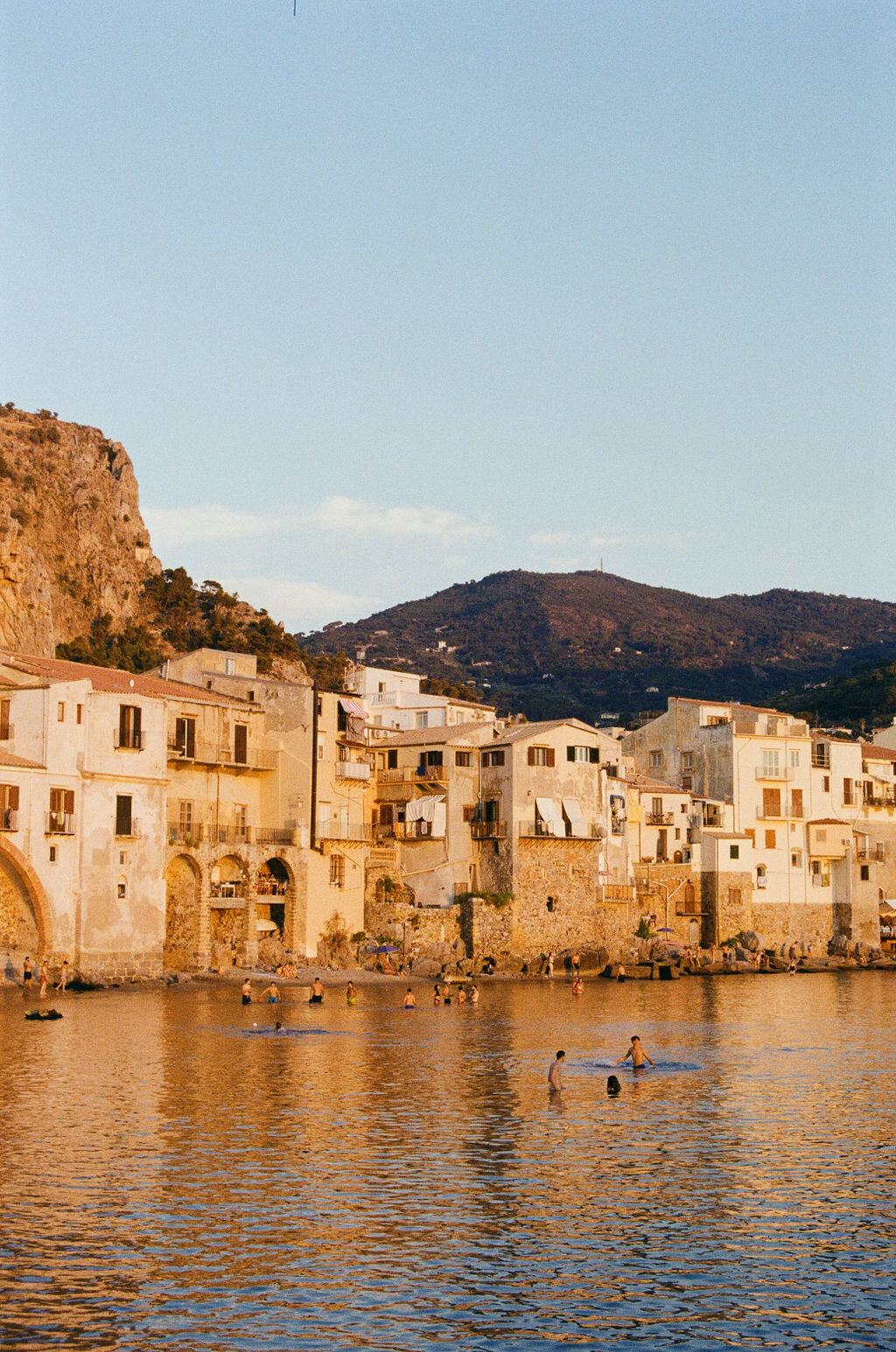 3f35b260-35be-4630-b37a-eee15d79432a