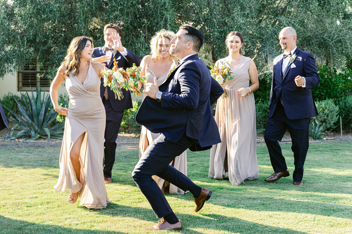 Intimate Wedding At El Chorro Venue - Scottsdale Wedding Photographer - Atlas Rose Photography AZ10
