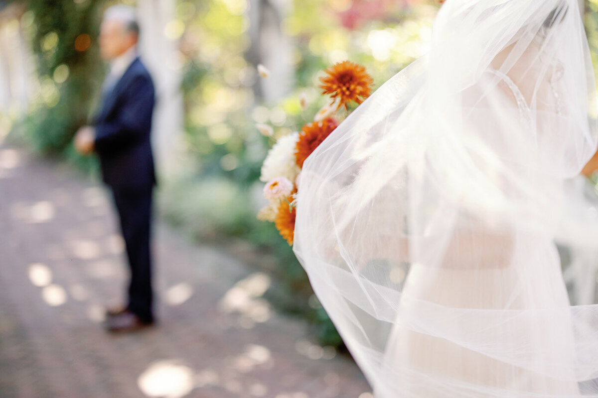Botanical Gardens Elopement Wedding | Kelsie Elizabeth Photography 011