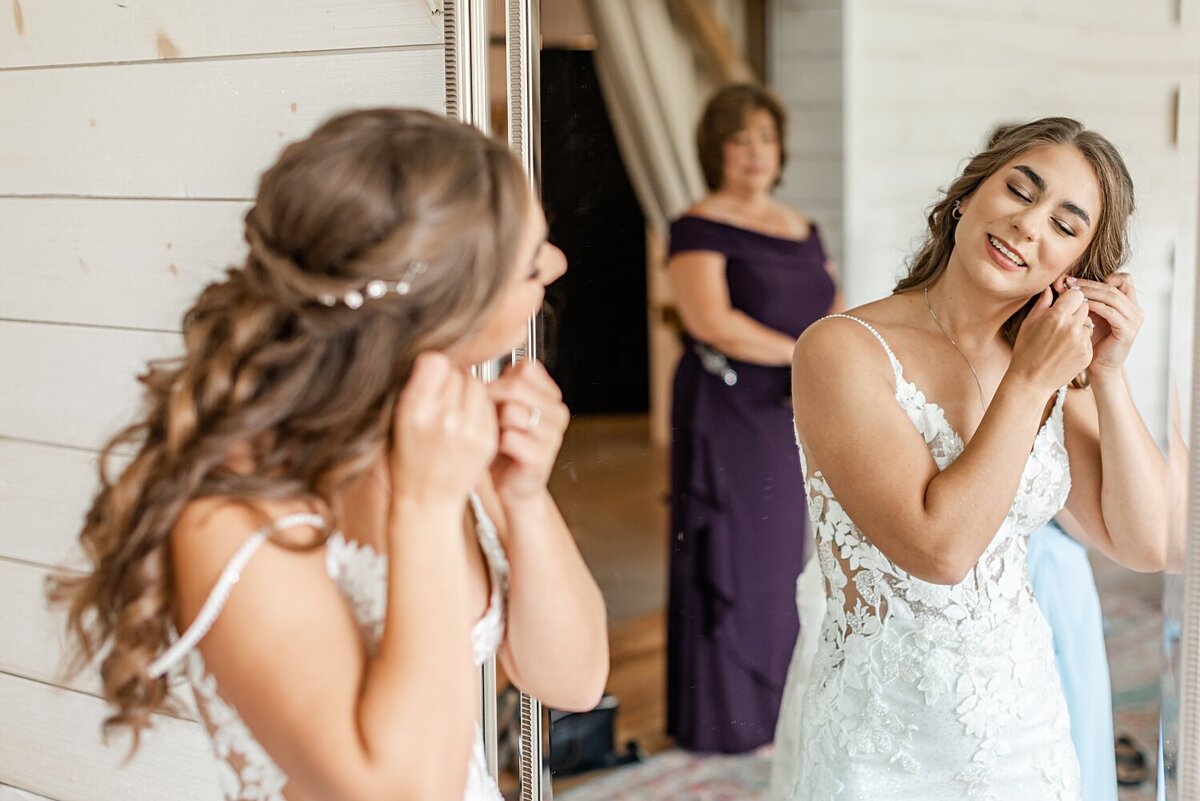 Shady-Elms-Farm-Pittsburgh-blue-green-wedding (15)