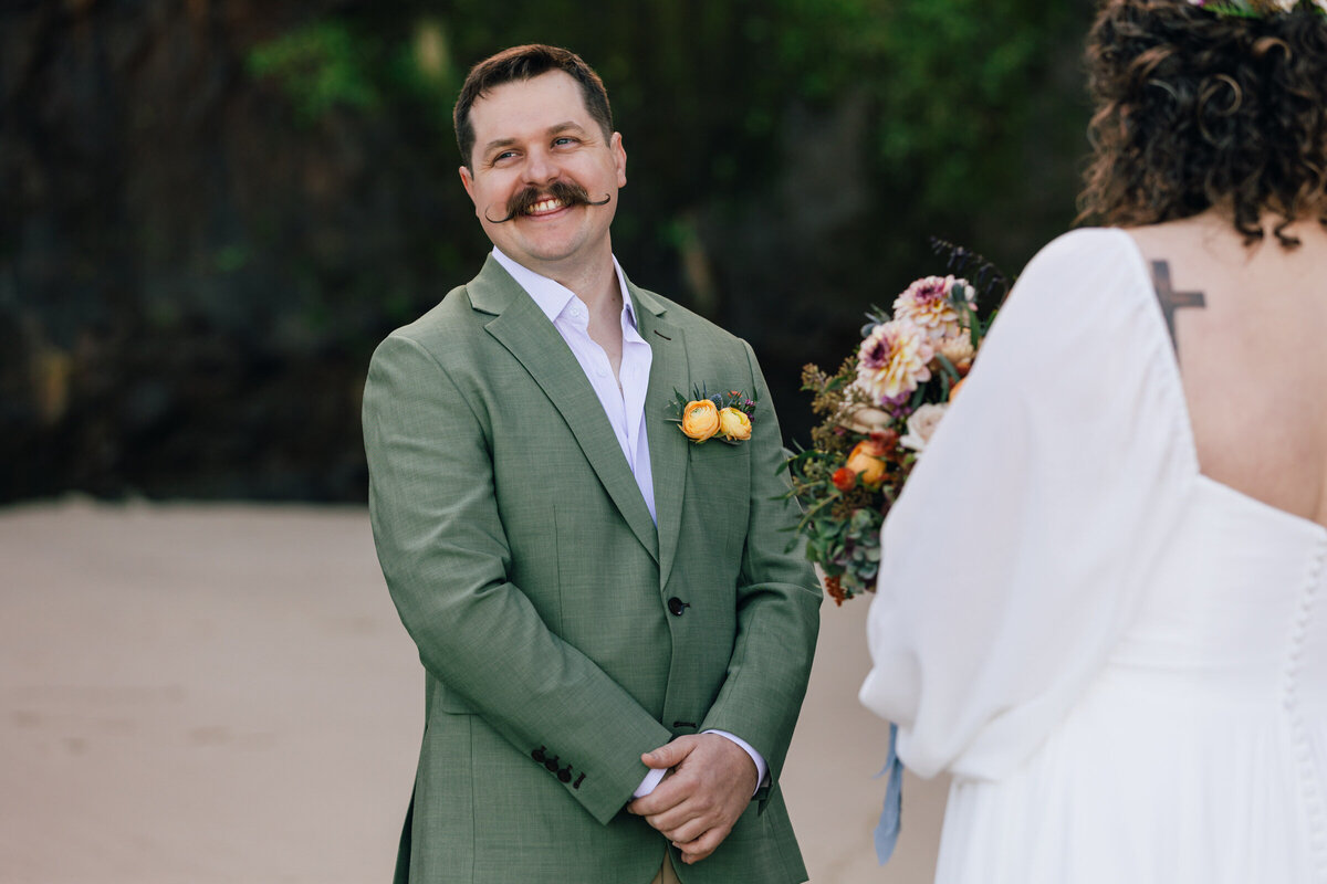Hobbit-Beach-Oregon-Elopement-4