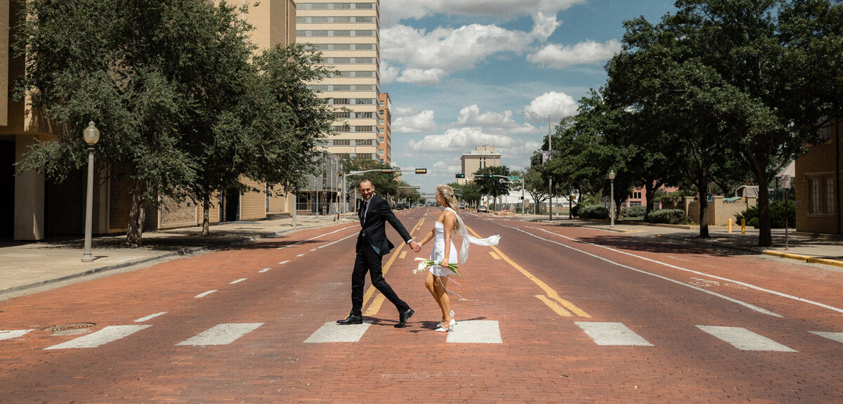 TaylorandColton-lubbockdowntown-wedding-dawnphotoco-26