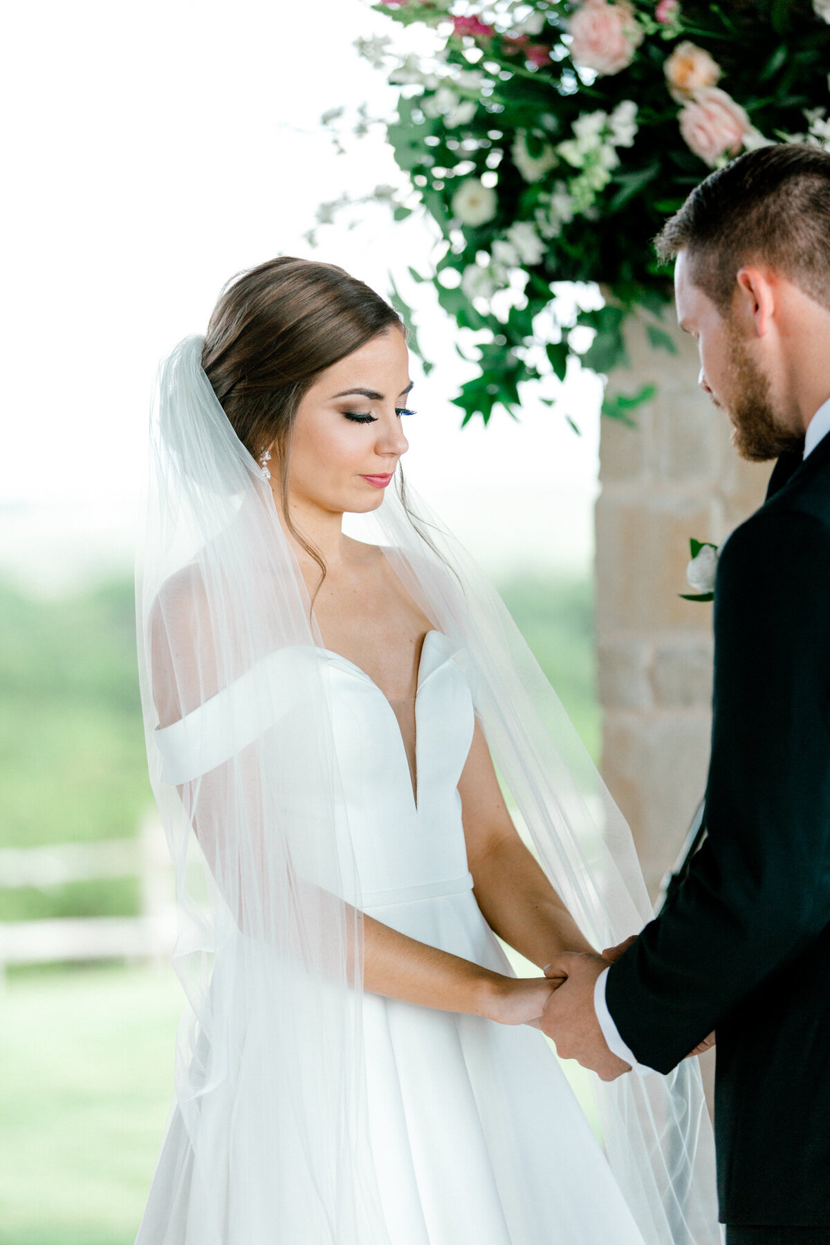 Lexi Broughton & Garrett Greer Wedding at Dove Ridge Vineyards | Sami Kathryn Photography | Dallas Wedding Photography-115