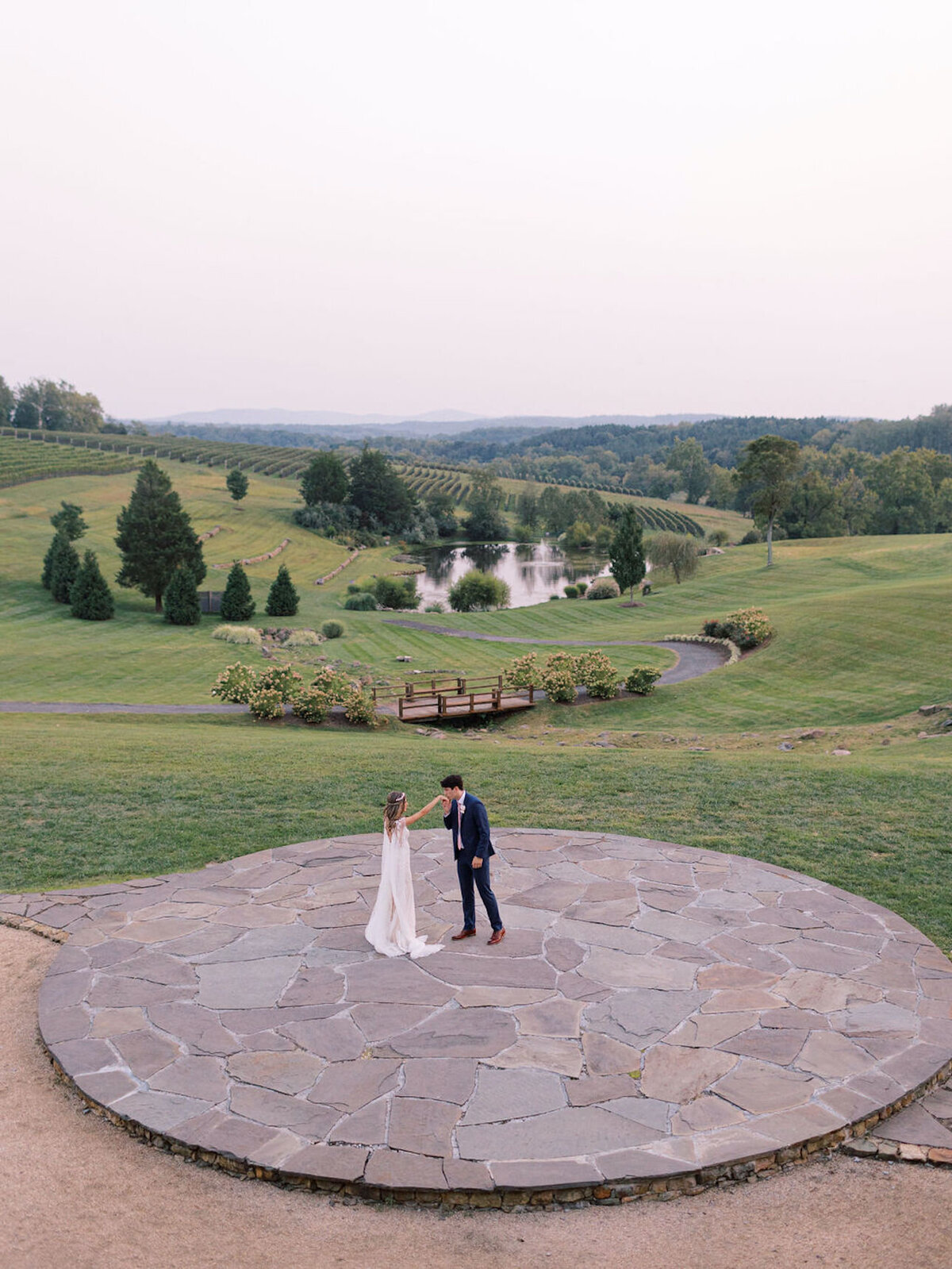 Megan-Brandon-Stone-Tower-Winery-Wedding-The-finer-points-event-planning-Kir2ben-photography00032