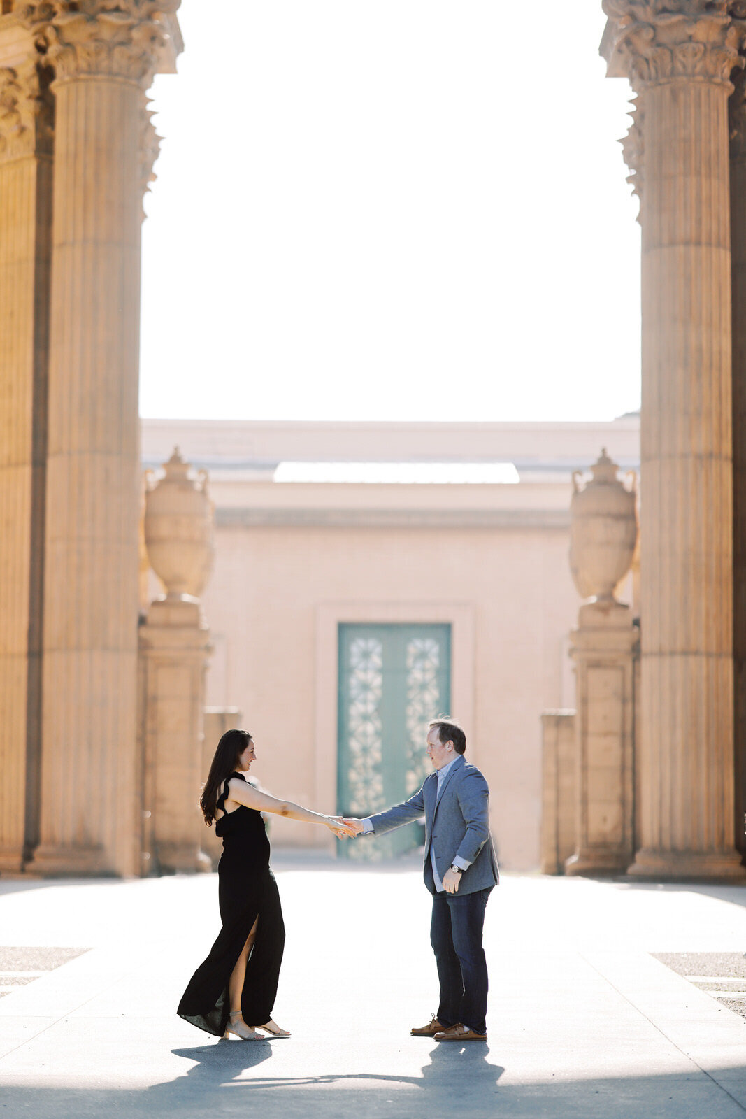 Stylish Engagement Session in San Francisco17
