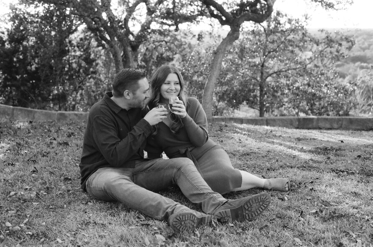 TessLesliePhotos-winery-engagement-photos-068