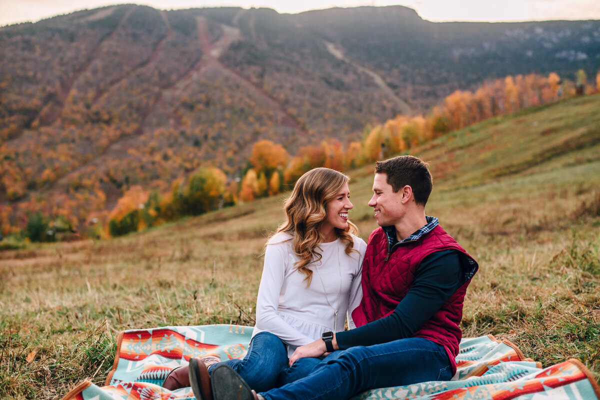 engagement-vermont-fall-foliage