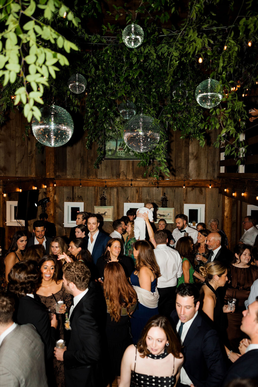 Sarah-Kevin-Gold-Wing-Photography-Vermont-Wedding-Grafton-Inn-Fall-Previews-97