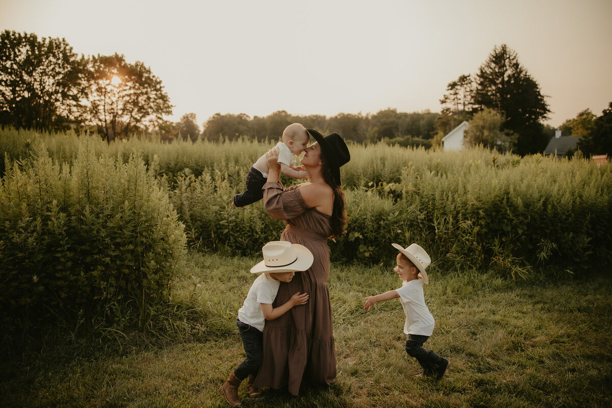 Families_25