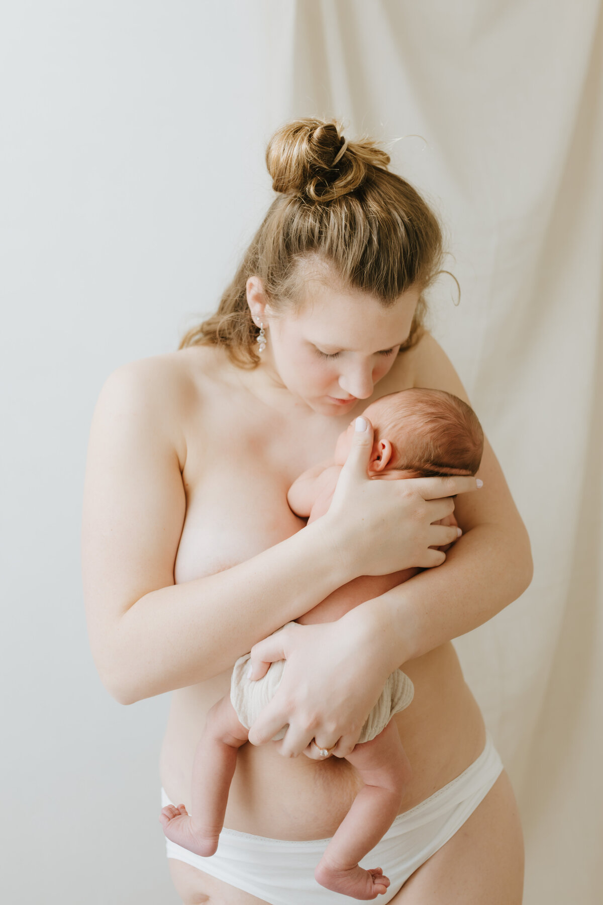 Intimate motherhood - Pictures by Jess - Sint-Niklaas