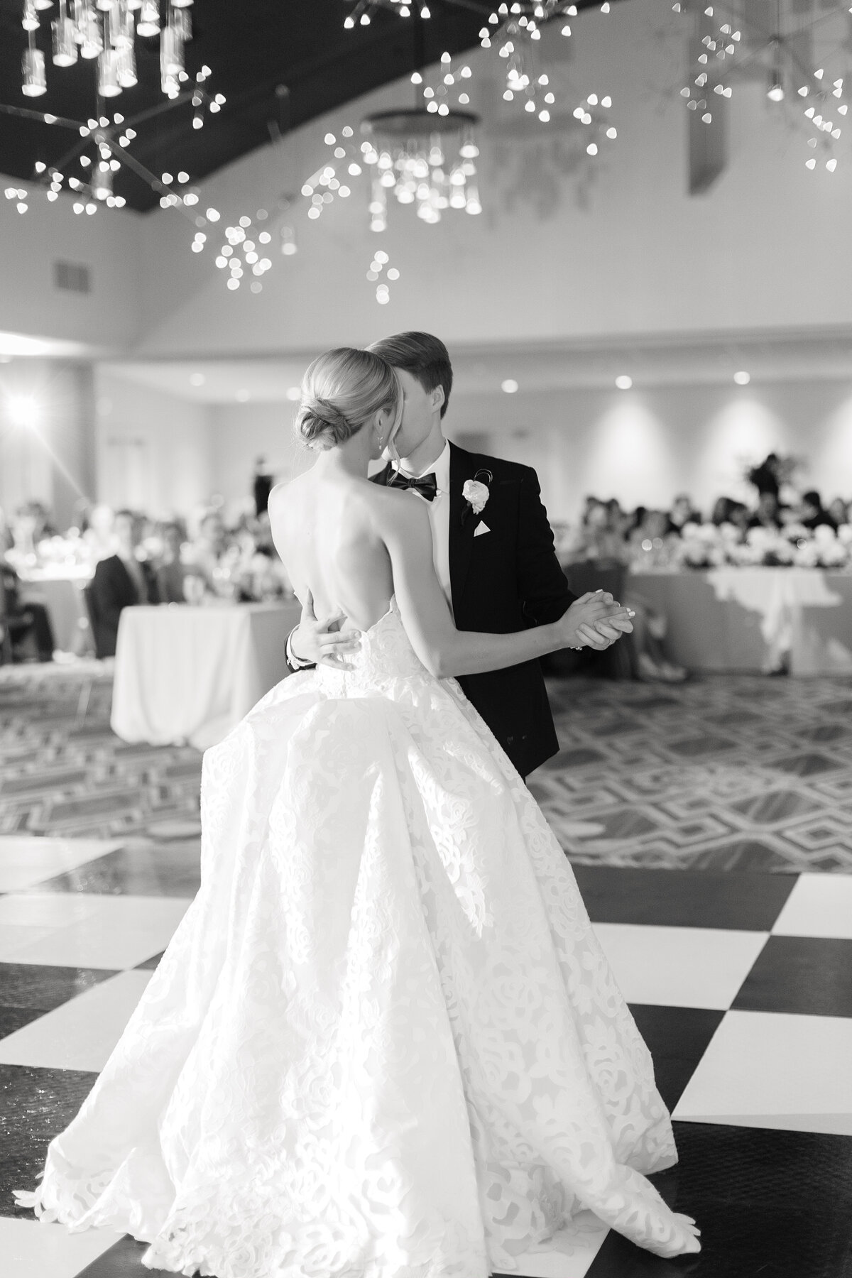 ChristieAndrew_ChaseSTL_CatherineRhodesPhotography-118