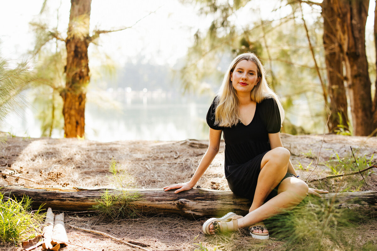 Wolf-Lake-Senior-Portraits-Tiny-House-Photo-115