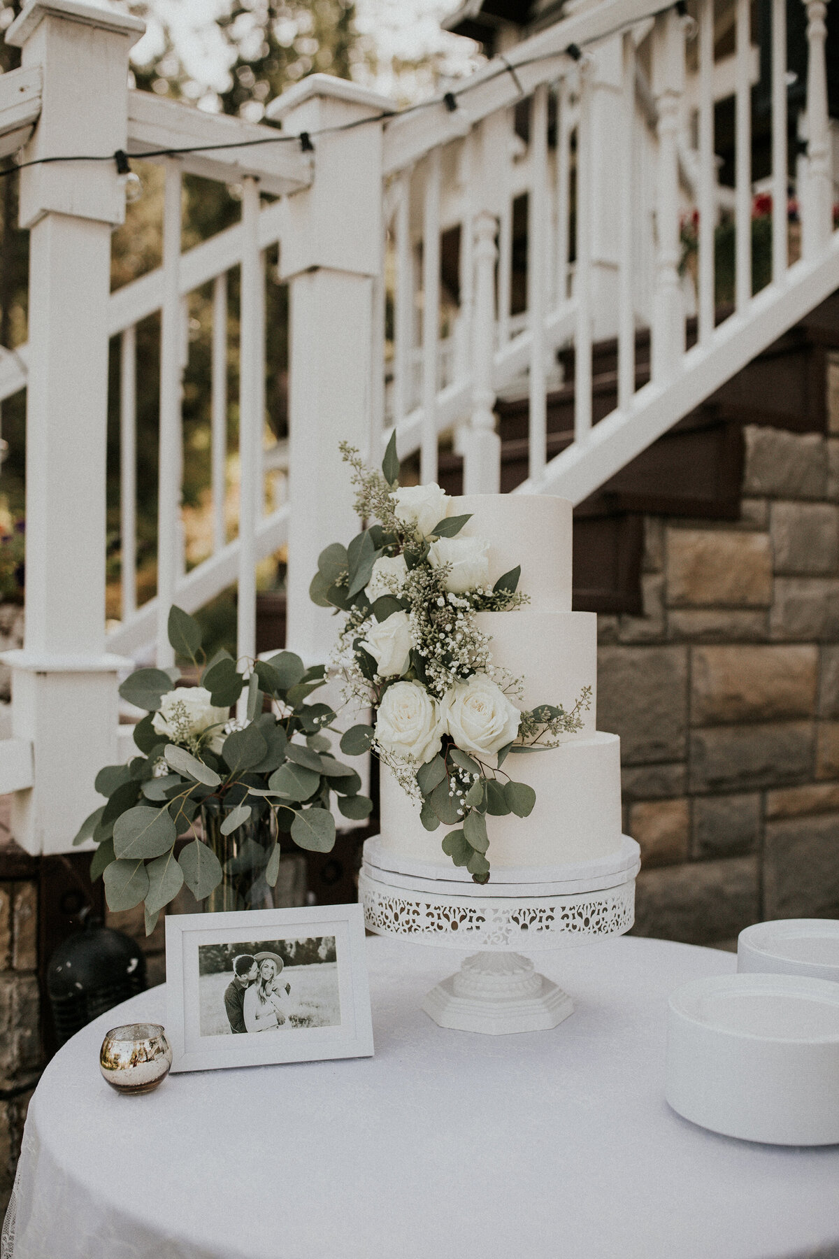 timeless-backyard-wedding-montana-18