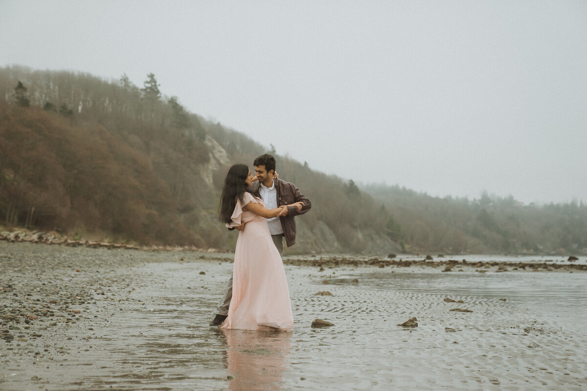 Sania-Nanid-Engagement-Photos-Discovery-Park-Amy-Law-Photography-13