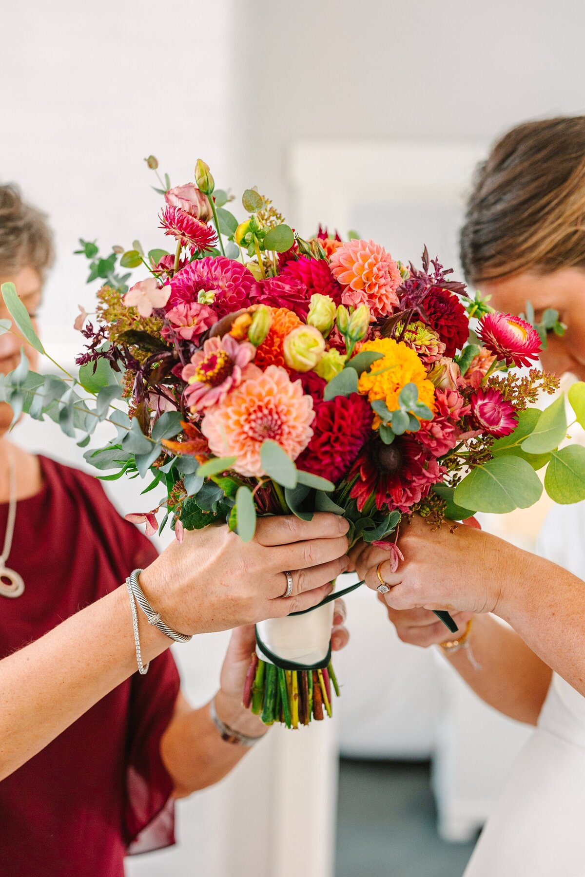 Live_Well_Farm_Colorful_Fall_Wedding_Harpswell_Maine_Photography_0015