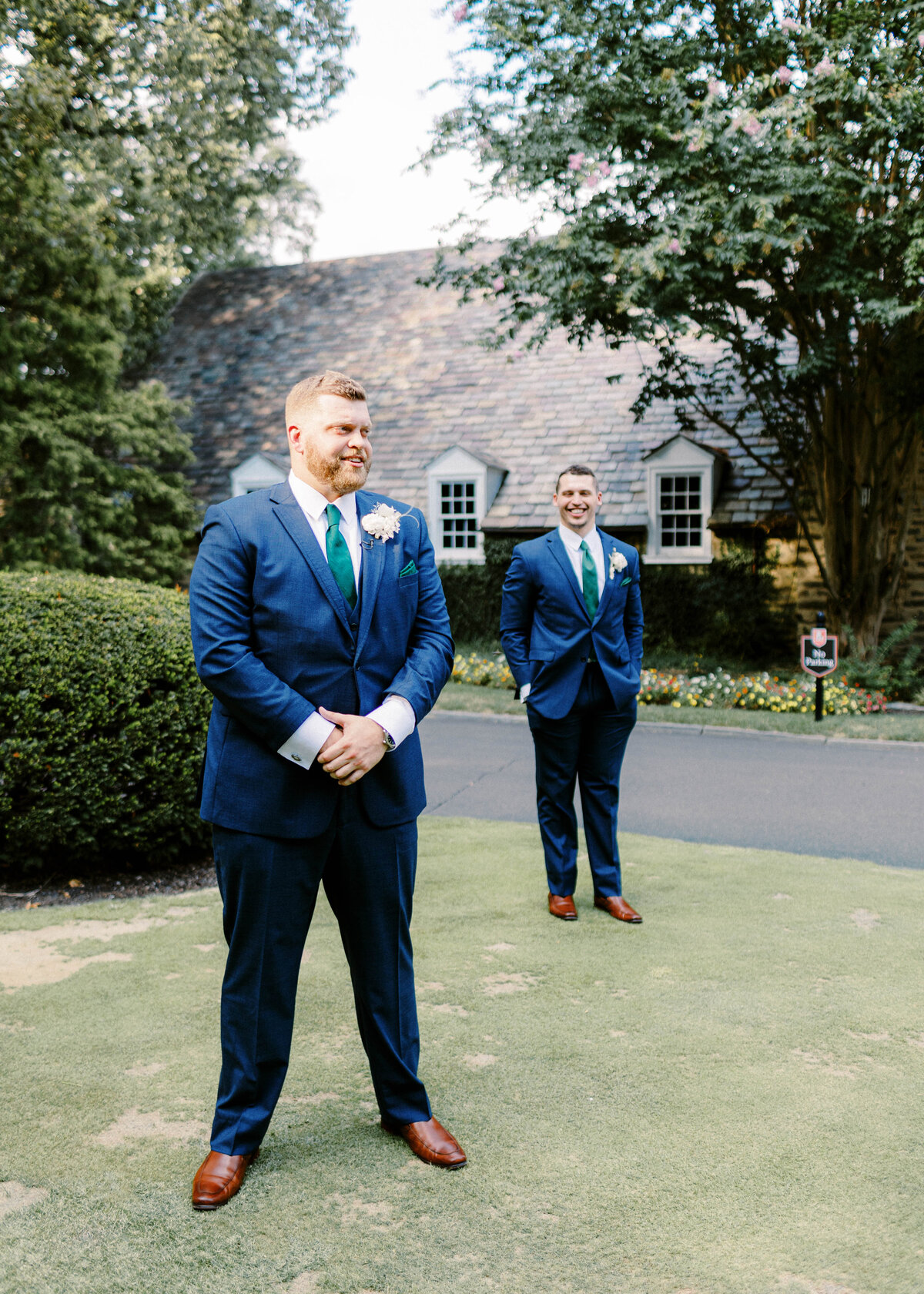 Huntingdon-Valley-Country-Club-Wedding-Outdoor-Ceremony-Photos_077