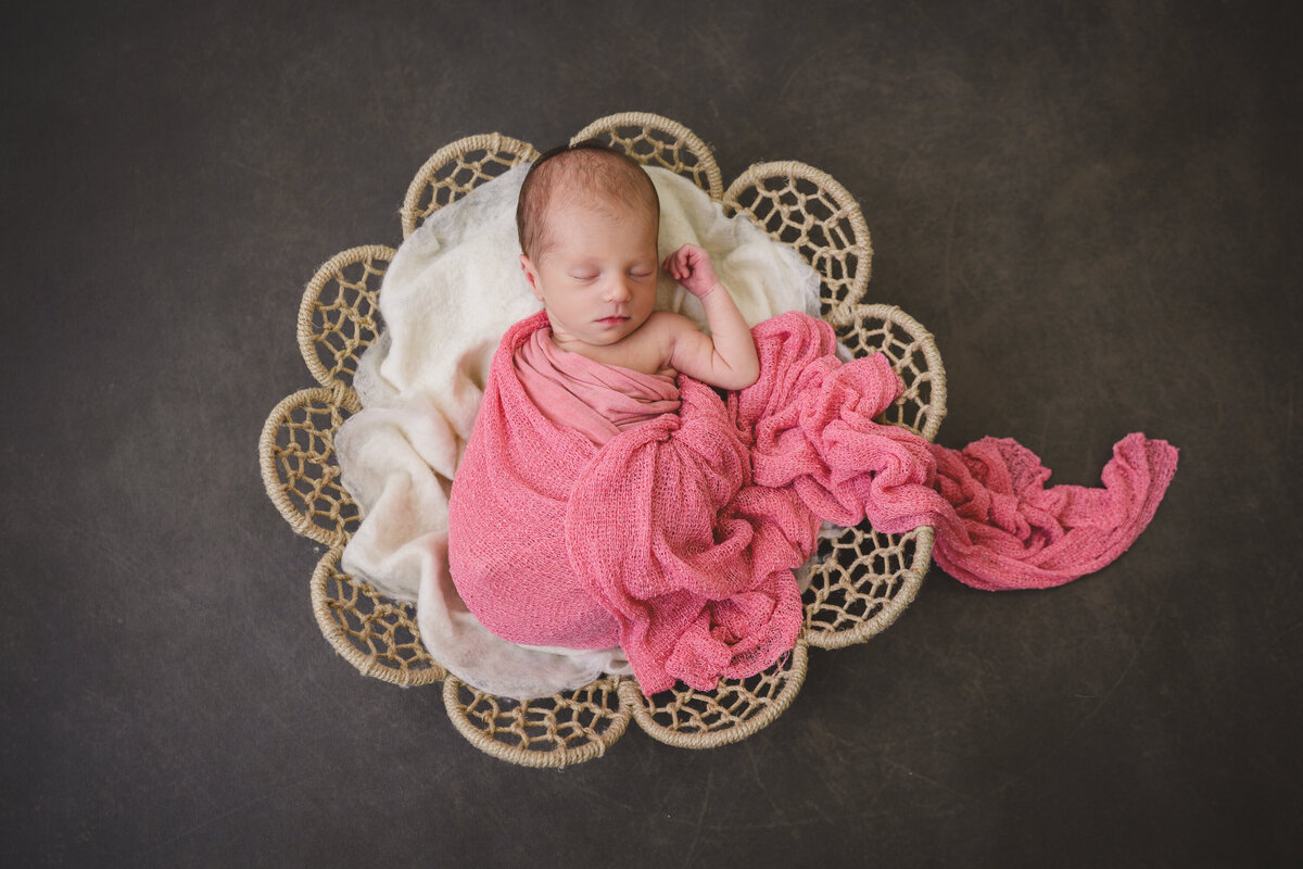 20250612-AnnaMunandarPhotography-MeganMullins-TwinBaby-MargotHenry-2516srgb-edit3000