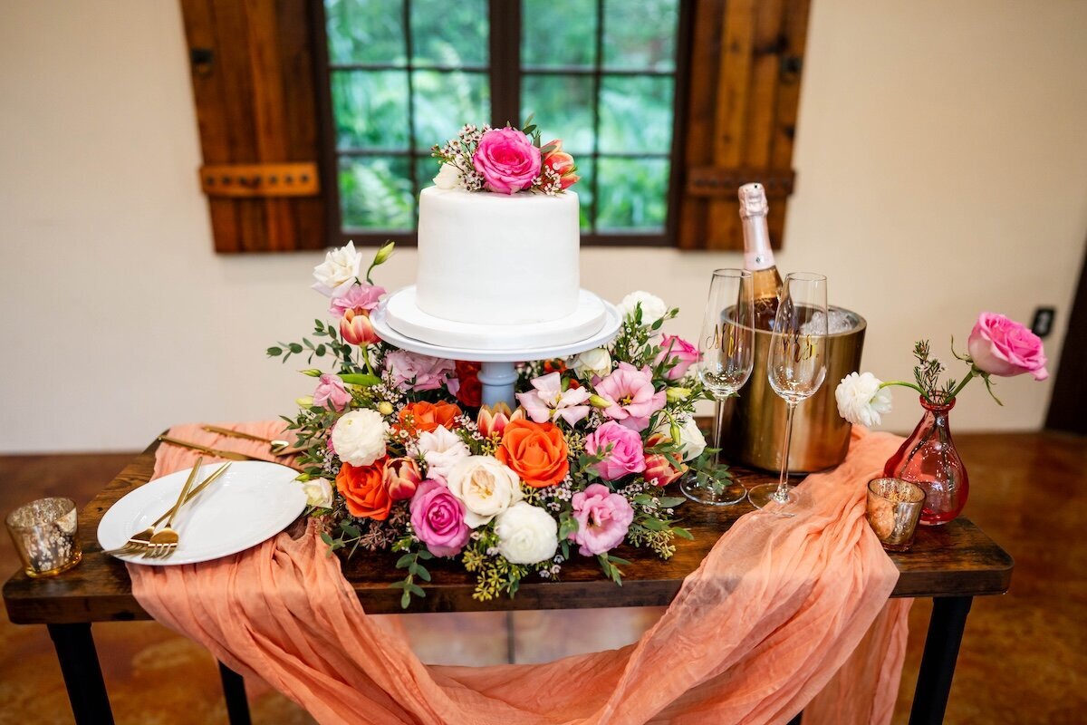 Del-Favero-Oasis-Wedding-Tampa-florida elopements-chantilly chic celebrations-maddness-photography-09501