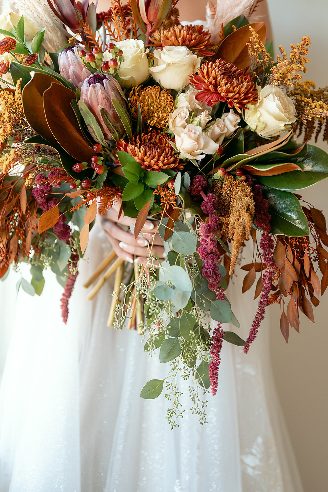 DAHLINWEDDING_GettingReadyBride_0214_websize