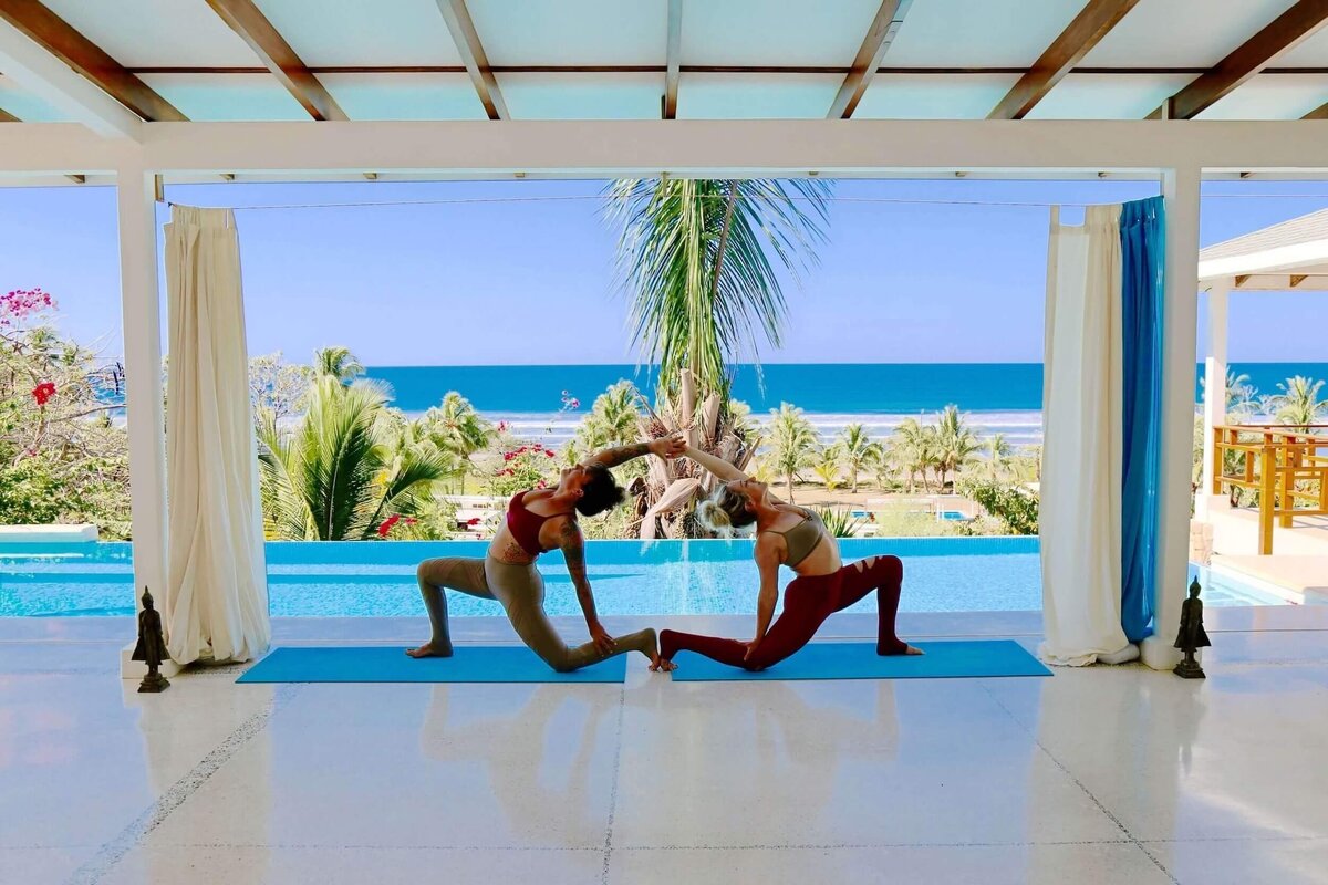 Welcome to our 200-hour yoga teacher training in Costa Rica at Salvatierra eco-resort