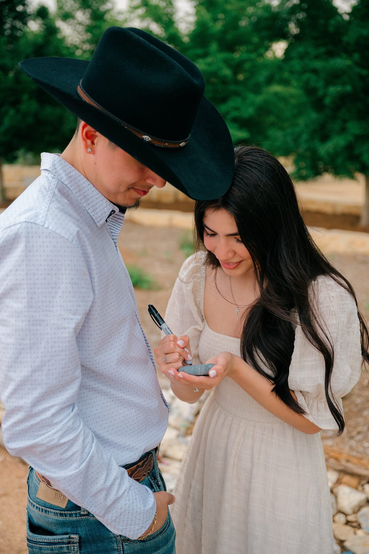 Monica Isabel Photography captures proposals in the Texas Hill Country 