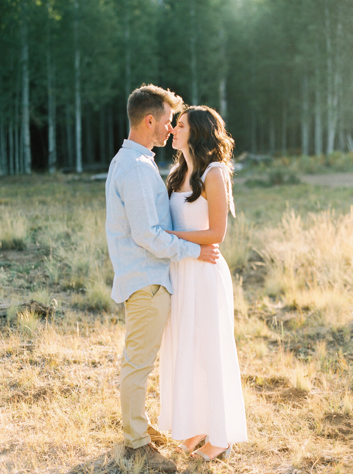 Sam & Tailyr | Engagement Session | Aspen Corner, Flagstaff, Arizona | Mary Claire Photography | Arizona & Destination Fine Art Wedding Photographer