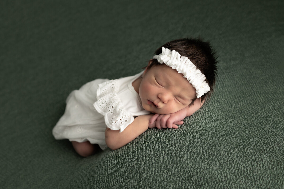 inland_empire_newborn_photographer_baby_girl_white_dressjpg