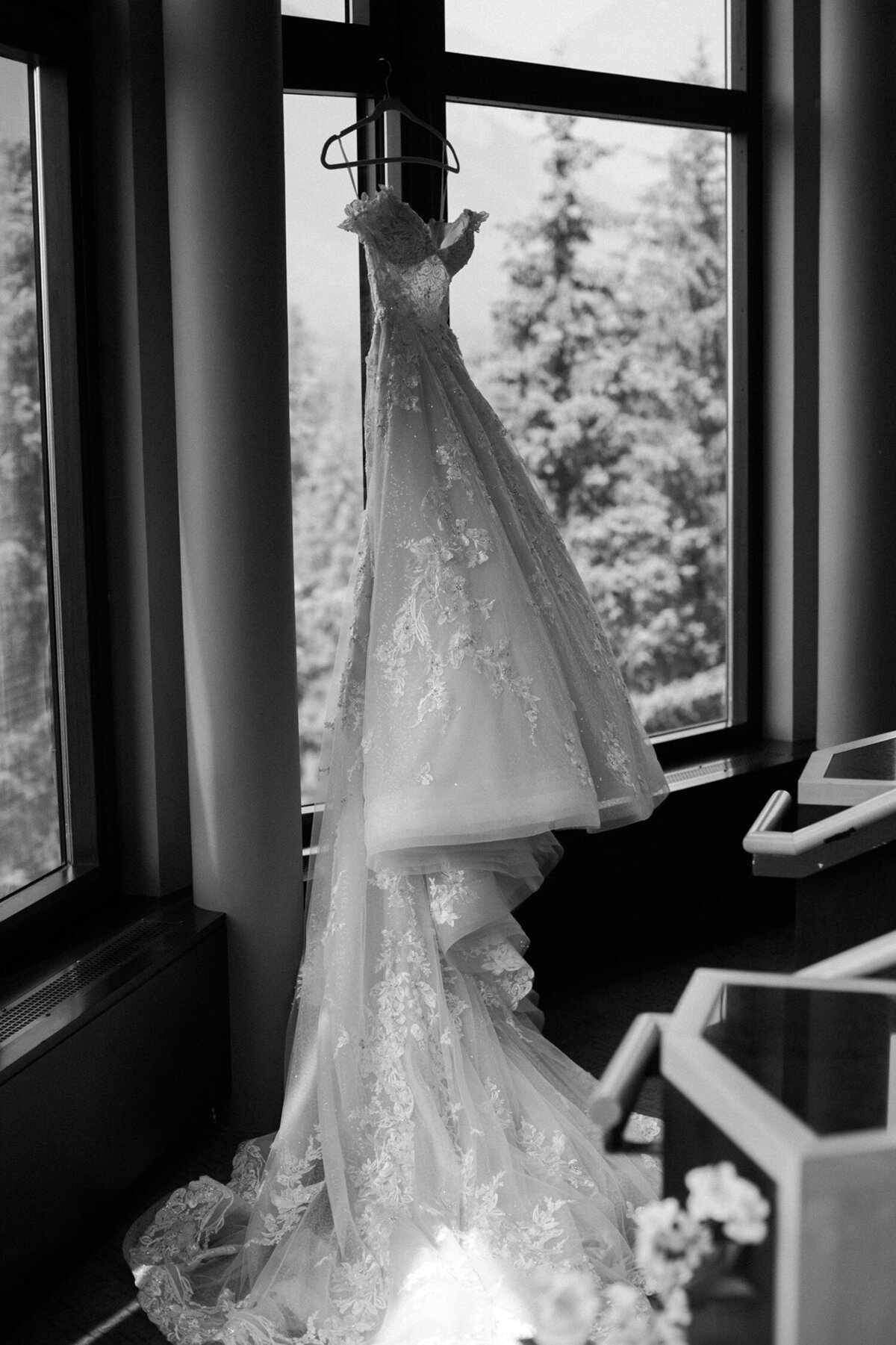 Alyeska-Wedding-Photographer-CorinneGraves-1003