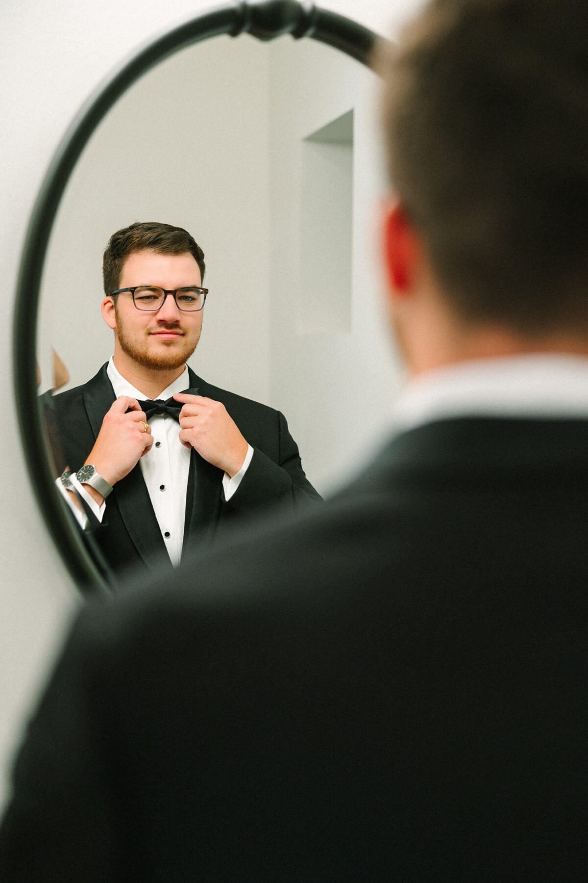 Bride and Groom Wedding Portaits Kelynn and Mathew Evansville Owensboro058