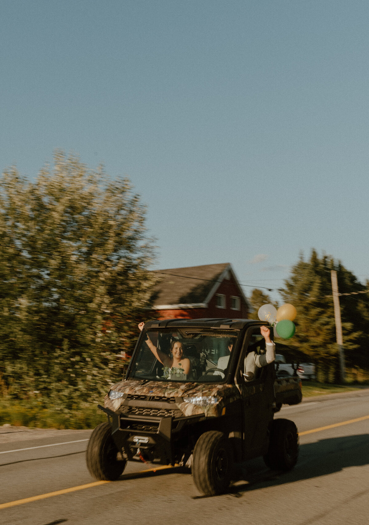 northern-ontario-backyard-wedding-20