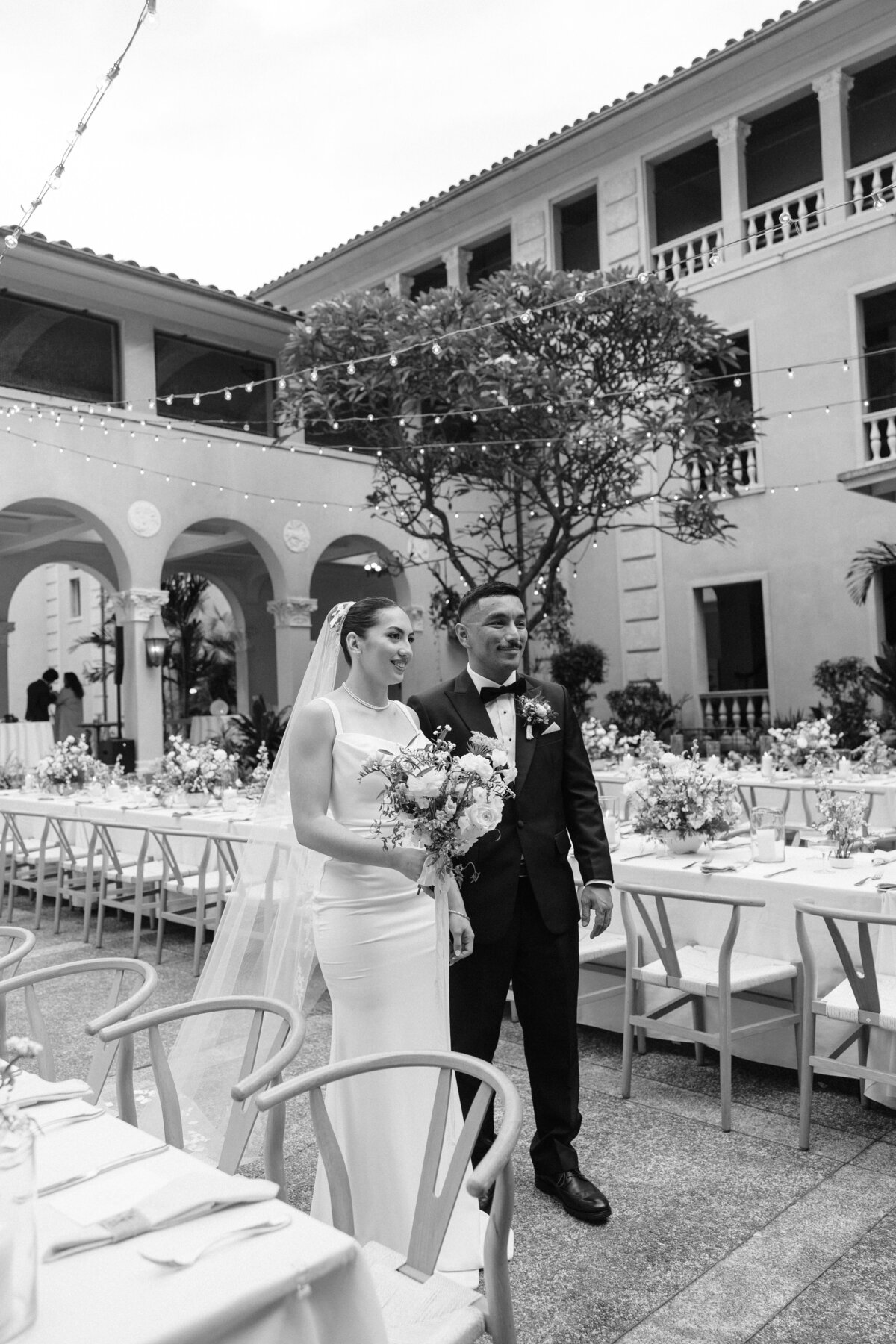 Wedding couple seeing cereomony at cafe julia for the first time
