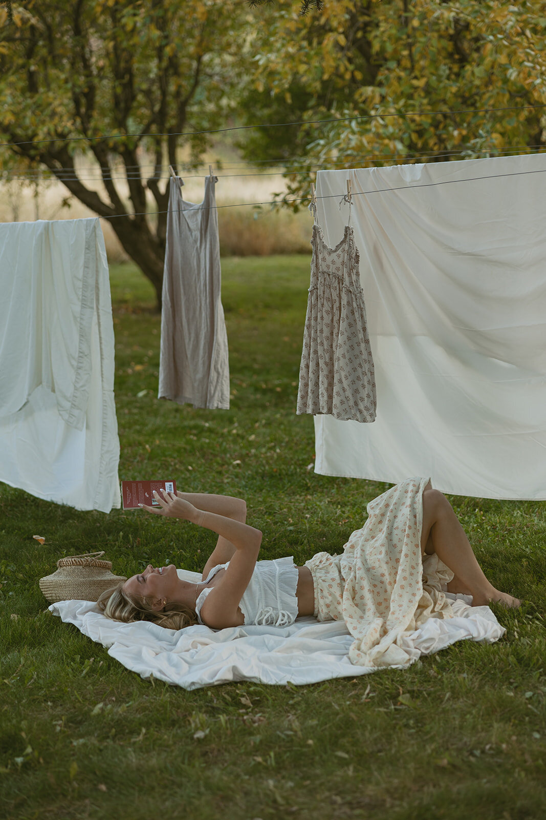 tanya-davids-photo-film-documentary-idaho-utah-oregon-washington-colorado-wedding-elopement-portrait-photographer-intention-session-apple-orchard-17