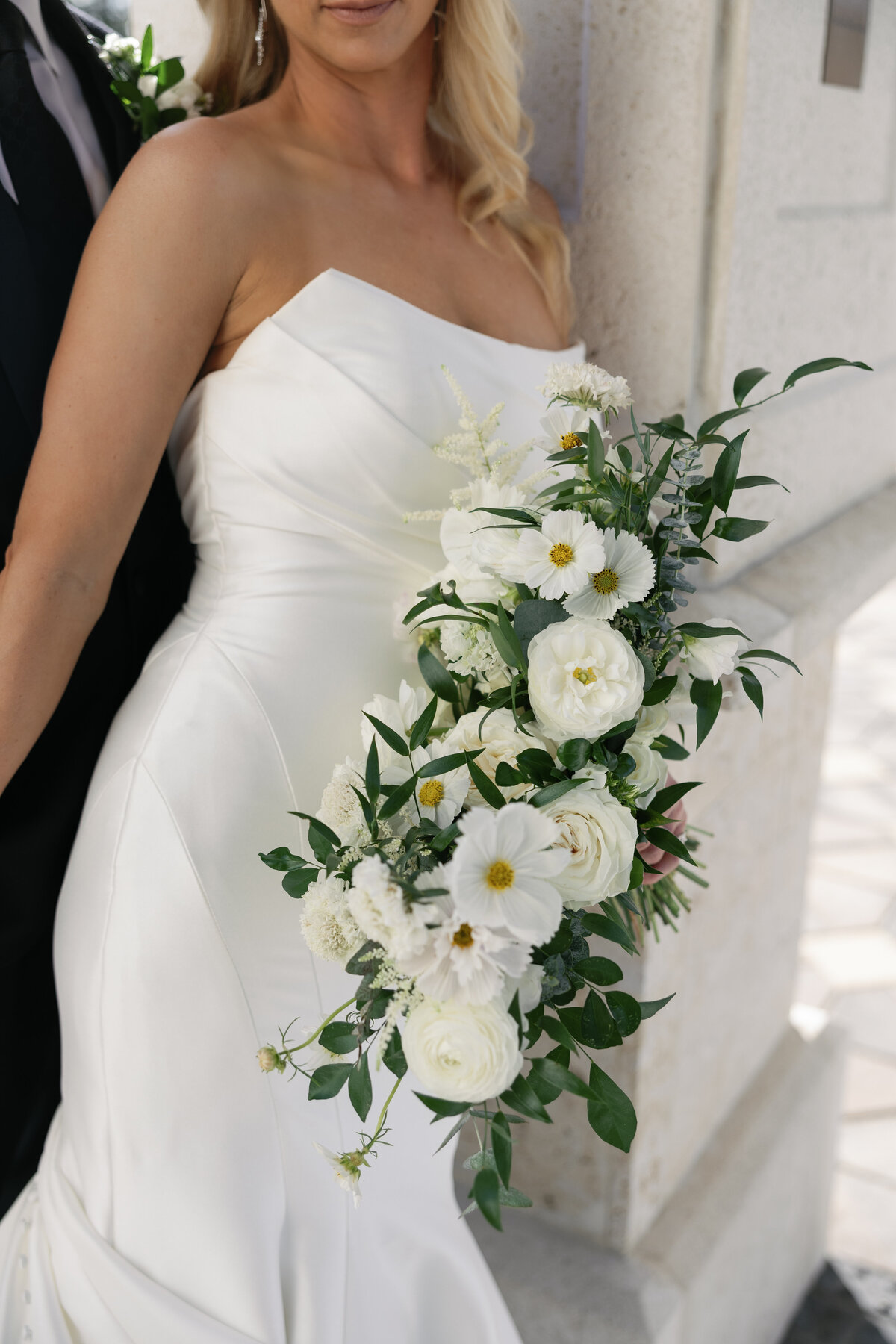 green and white bouquet