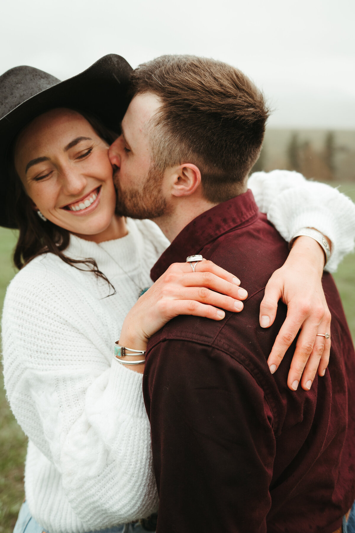 presley-gray-photo-montana-western-style-engagement-3897
