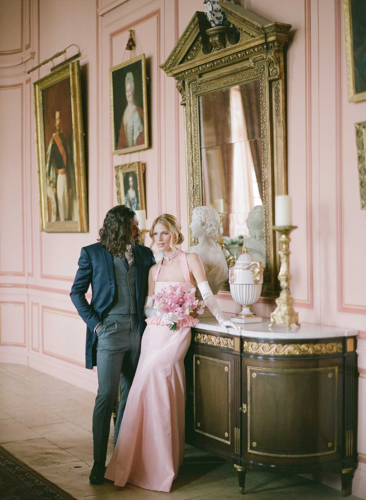 Chateau-Grand-Luce-Wedding-Photographer-Molly-Carr-57