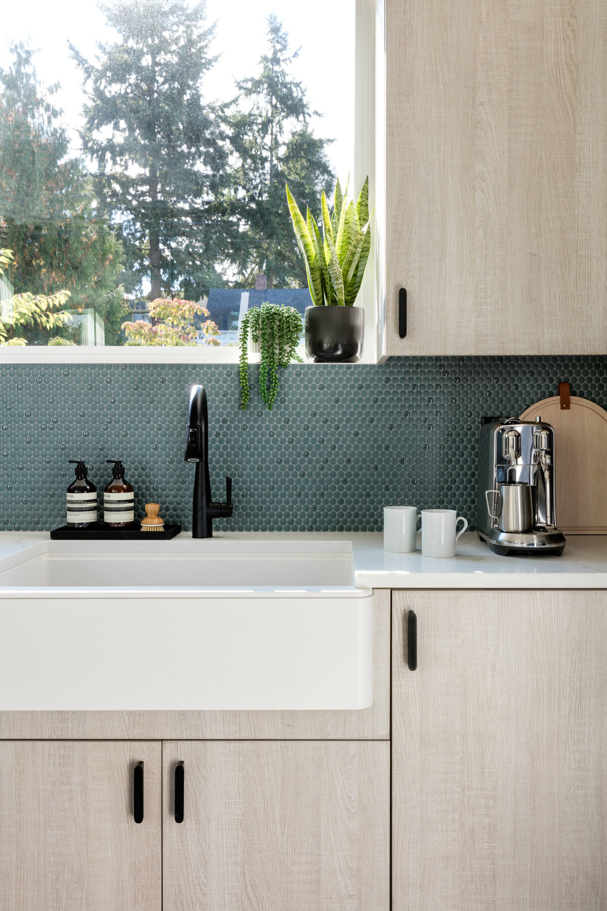 7_Miranda-Estes-Photography-Nouveau Design House Seattle-8