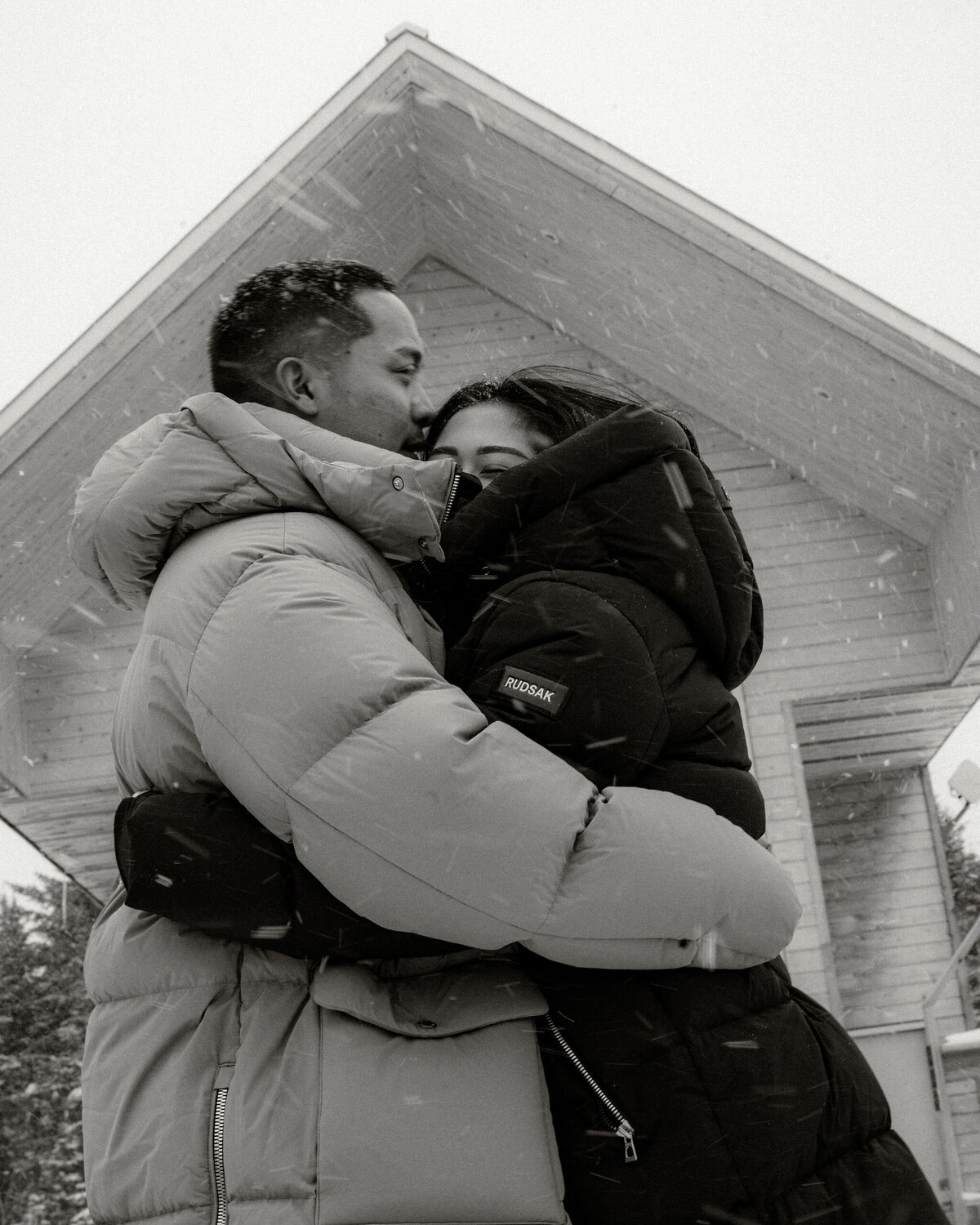 S-R_Winter-Elopement-Quebec-98