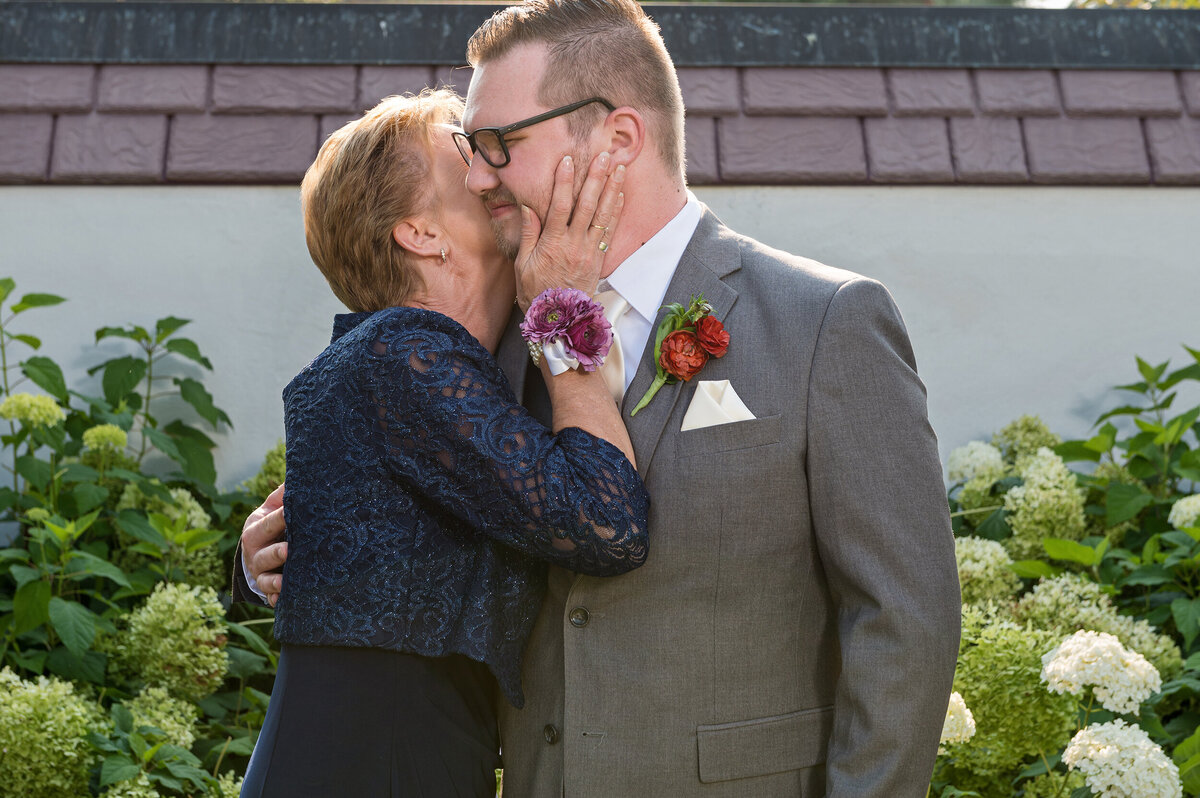 Wedding-Photographer-in-Michigan-068