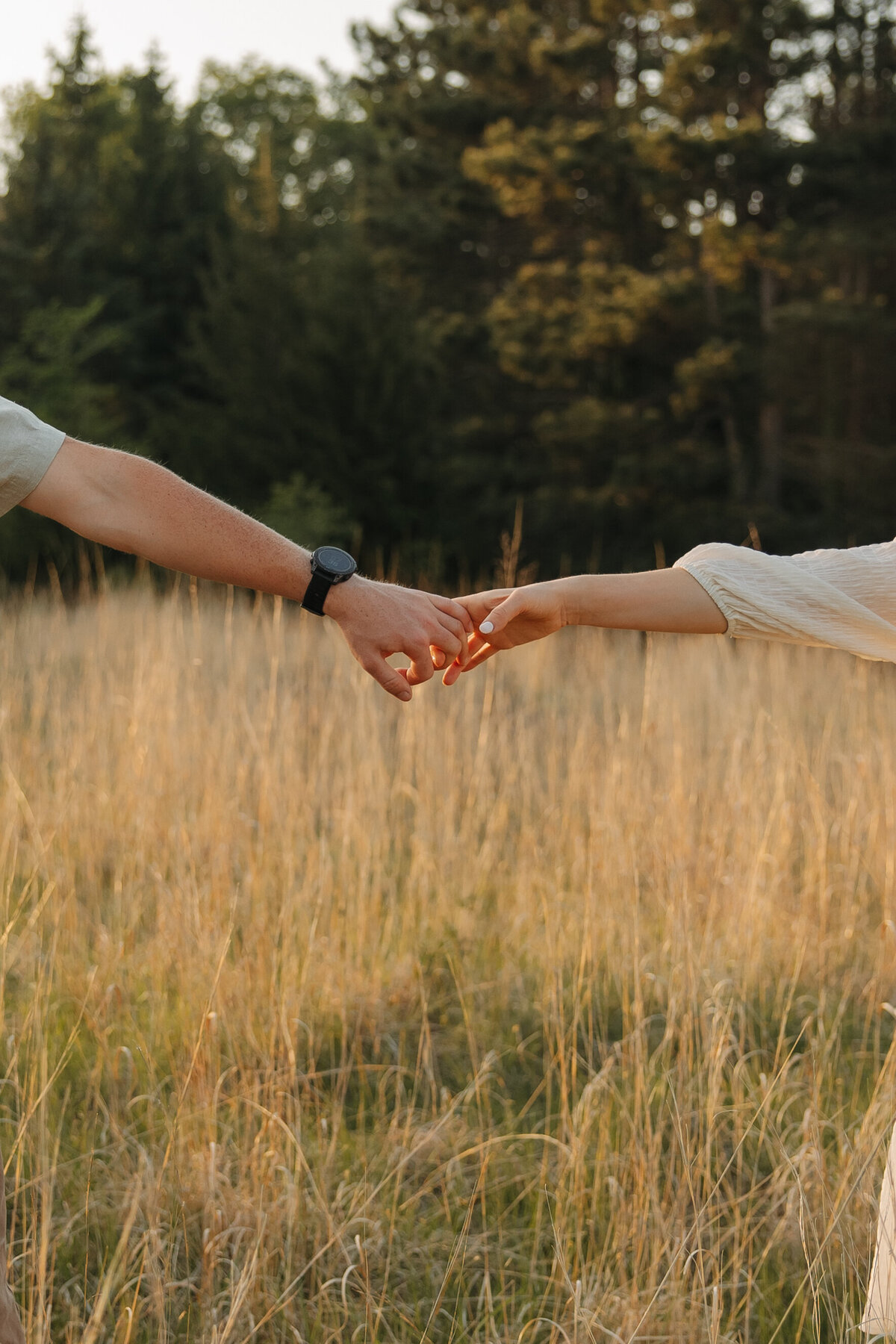 Evelyn and Kyle Minneapolis Engagement Photography-103